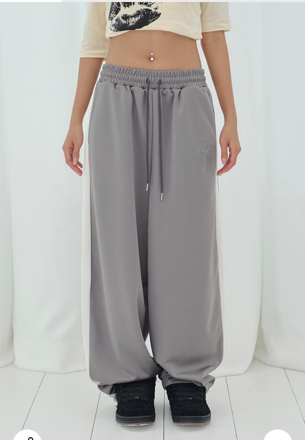 [새상품/팬시클럽] 프로스 글로시 트랙팬츠 (카키/OS) 상품이미지7