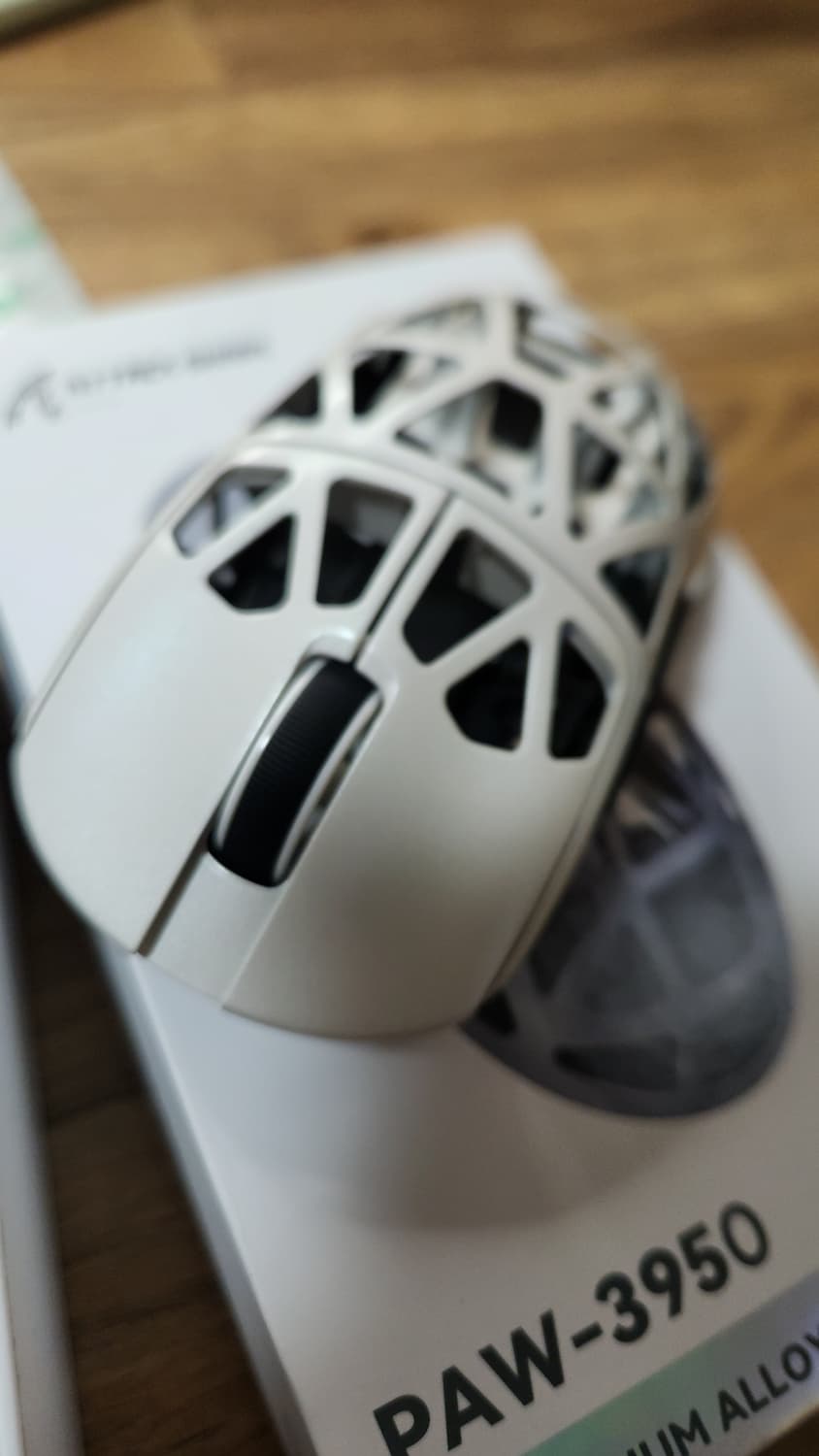 #어택 샤크 R2 마그네슘 합금 무선 마우스 급처 / 블루투스마우스 상품이미지9