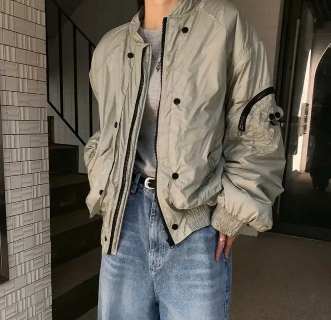 에이블리 카키 항공 점퍼 FREE (원가 10만원) 상품이미지1