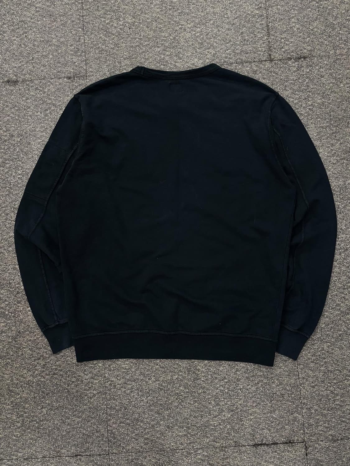 CP company 렌즈 와펜 롱슬리브 상품이미지6