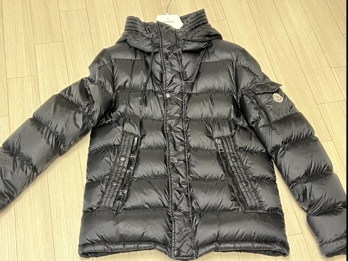 몽클레어 패딩 상품이미지1