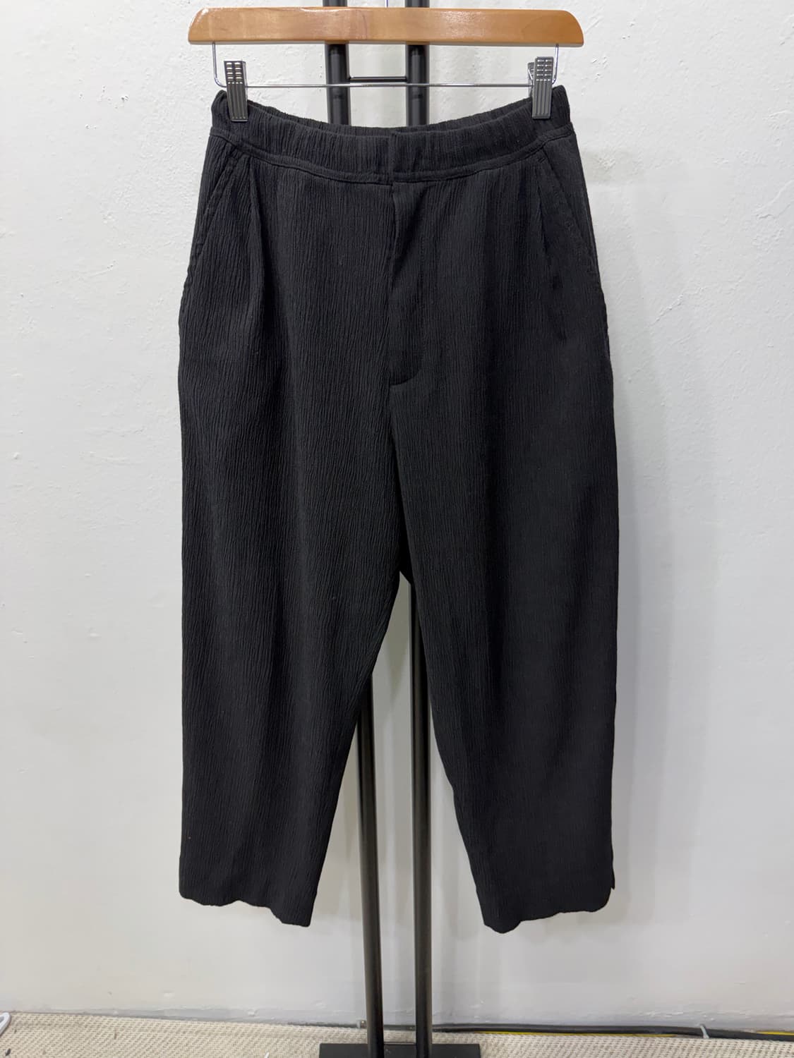 정품) 솔리드옴므 22ss 플리츠팬츠 46 상품이미지1