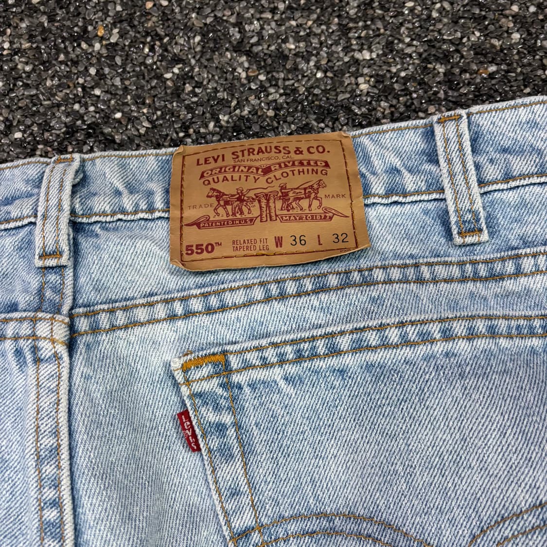 리바이스 550 아이스 테이퍼드 데님 팬츠 상품이미지2