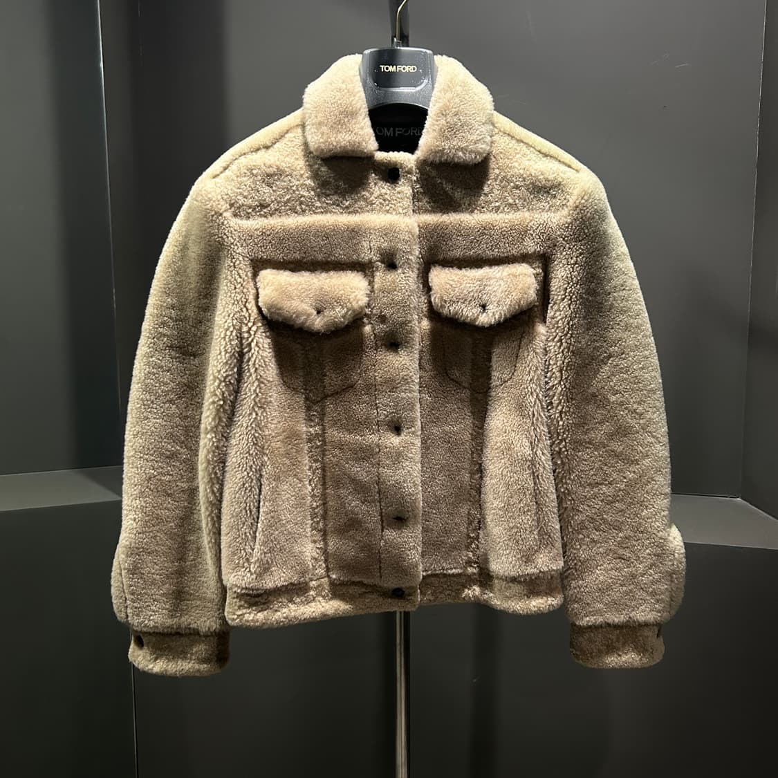 톰포드 램스킨 시어링 퍼 자켓 상품이미지1