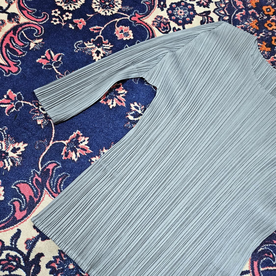 (국내매장) 플리츠플리즈 7부 라운드넥 셔츠 4size 상품이미지3