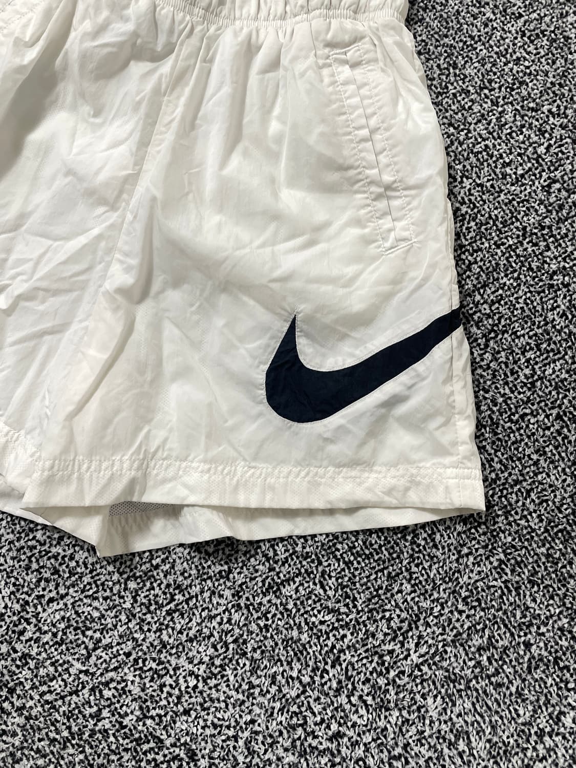 빈티지9. 나이키 nsw 에센셜 빅스우시 안감 메쉬 우븐 숏팬츠 반바지 상품이미지2