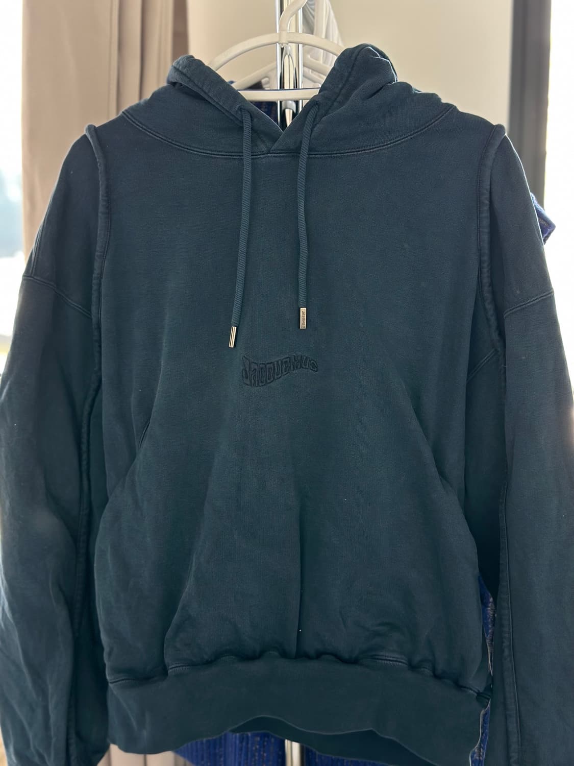 - [M] 자크뮈스 르 카마르그 로고 후드티 상품이미지1