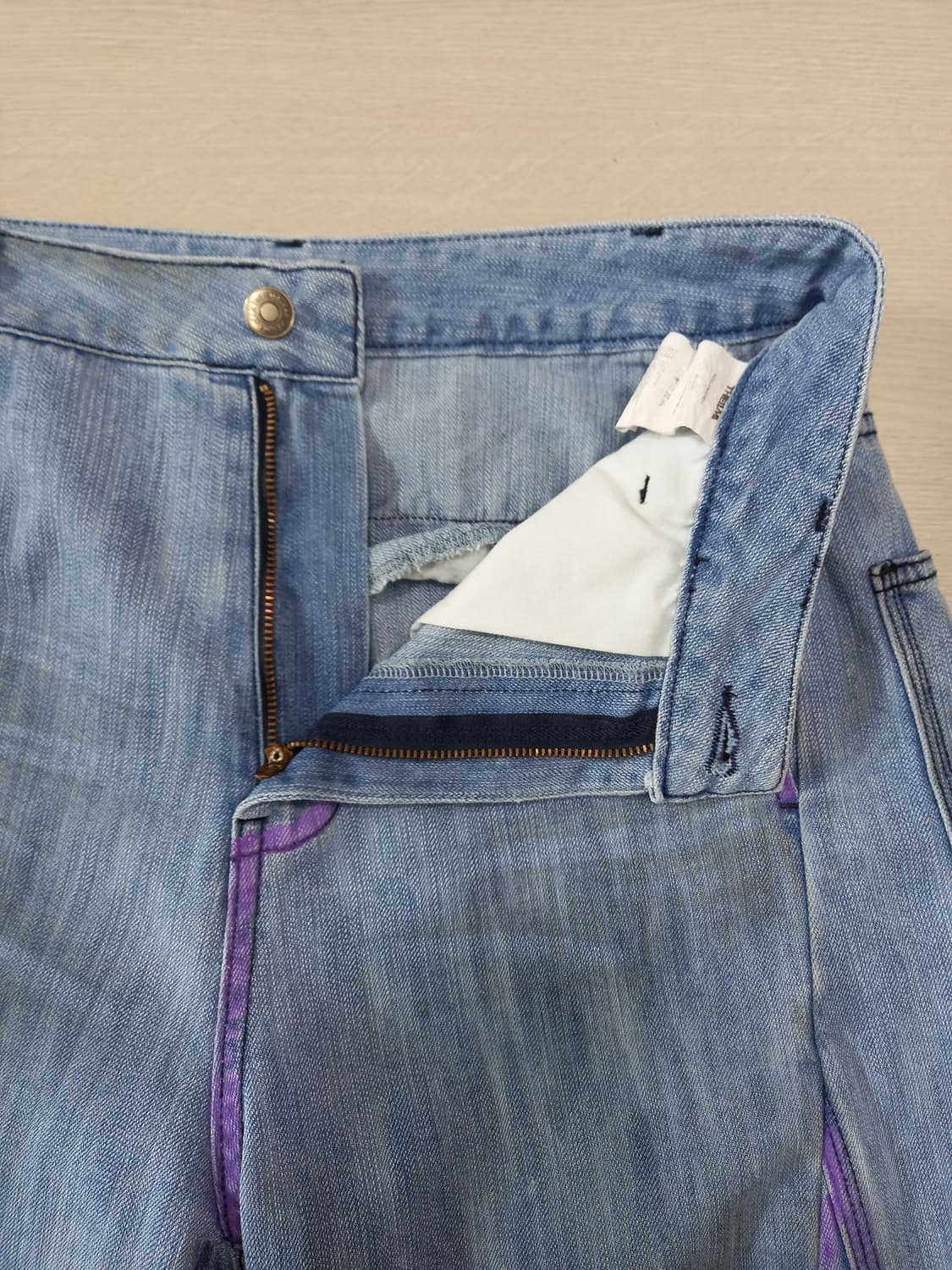 28 새상품 THEILMA  하이웨이스트 더티워싱 플레어데님 28-917 상품이미지6