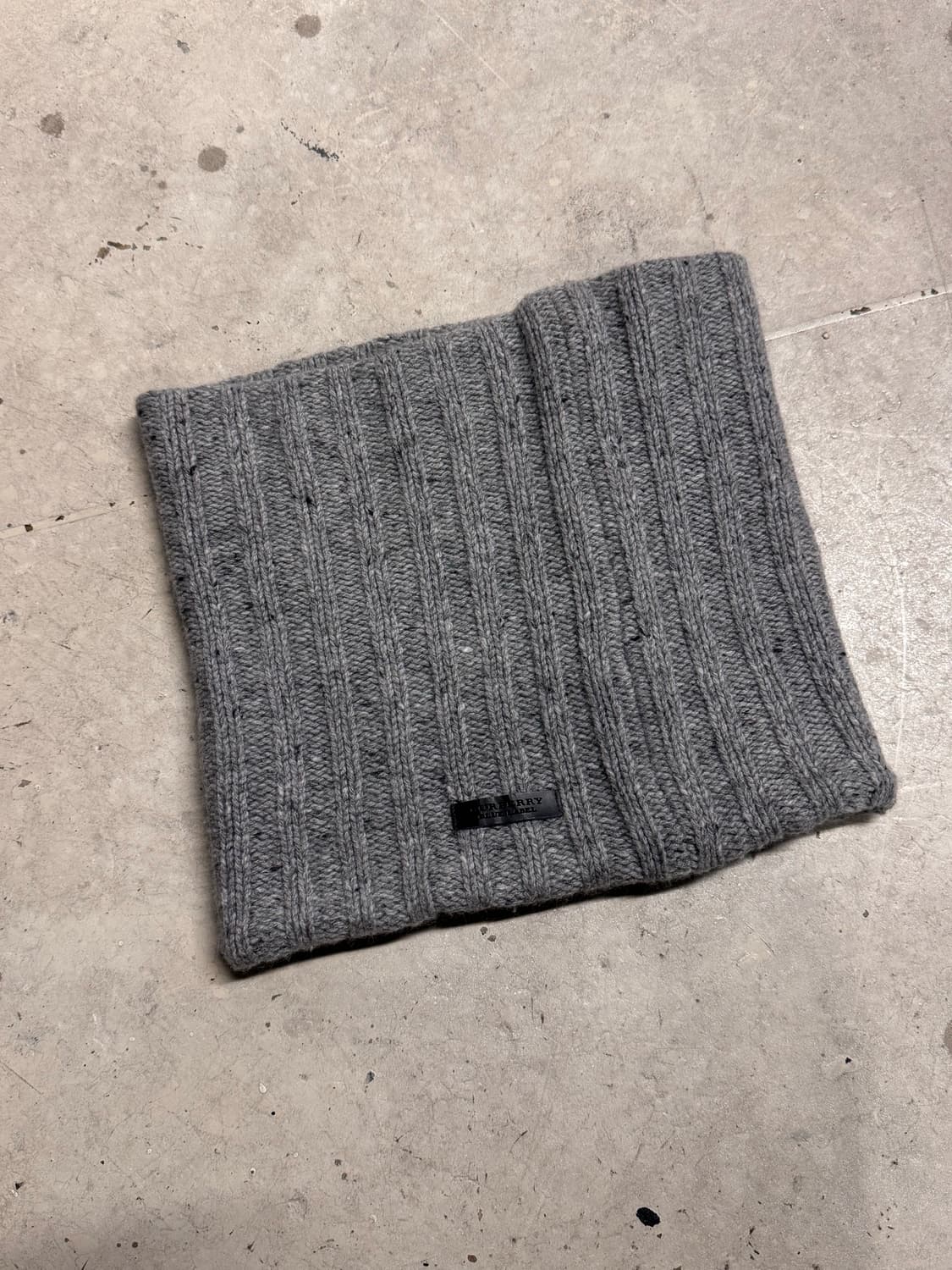 버버리 블랙라벨 니트 넥워머  상품이미지2