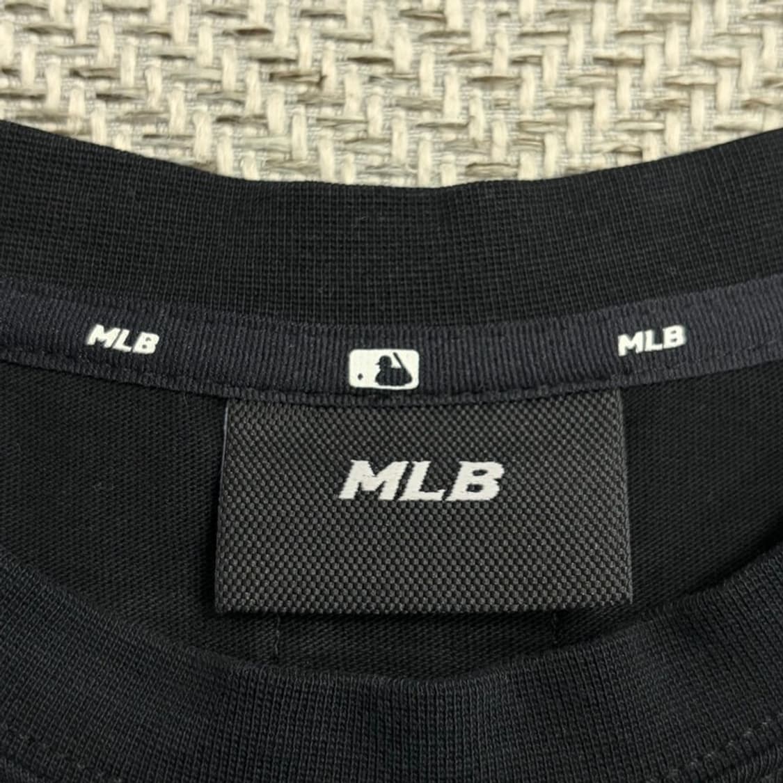 mlb 뉴욕양키즈 자수 크롭 티셔츠 v4319 상품이미지7