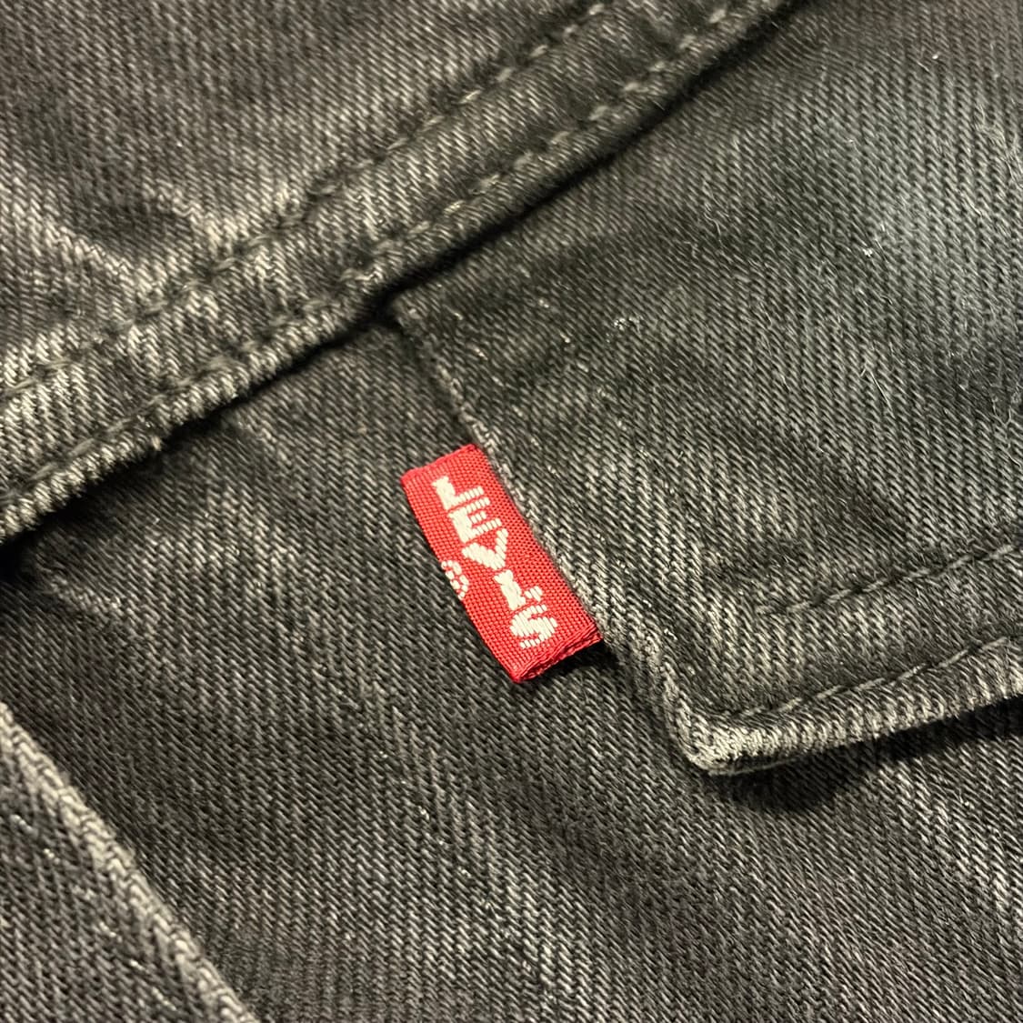 [L] 23ss 리바이스 블랙 데님 트러커 자켓 B680 상품이미지4