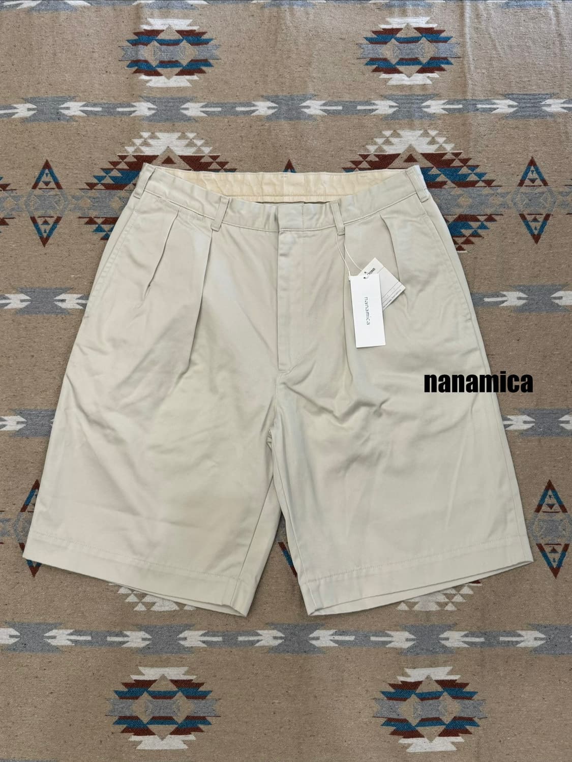 [36] 나나미카 더블 플리츠 치노 쇼츠 드라이 샌드 상품이미지1