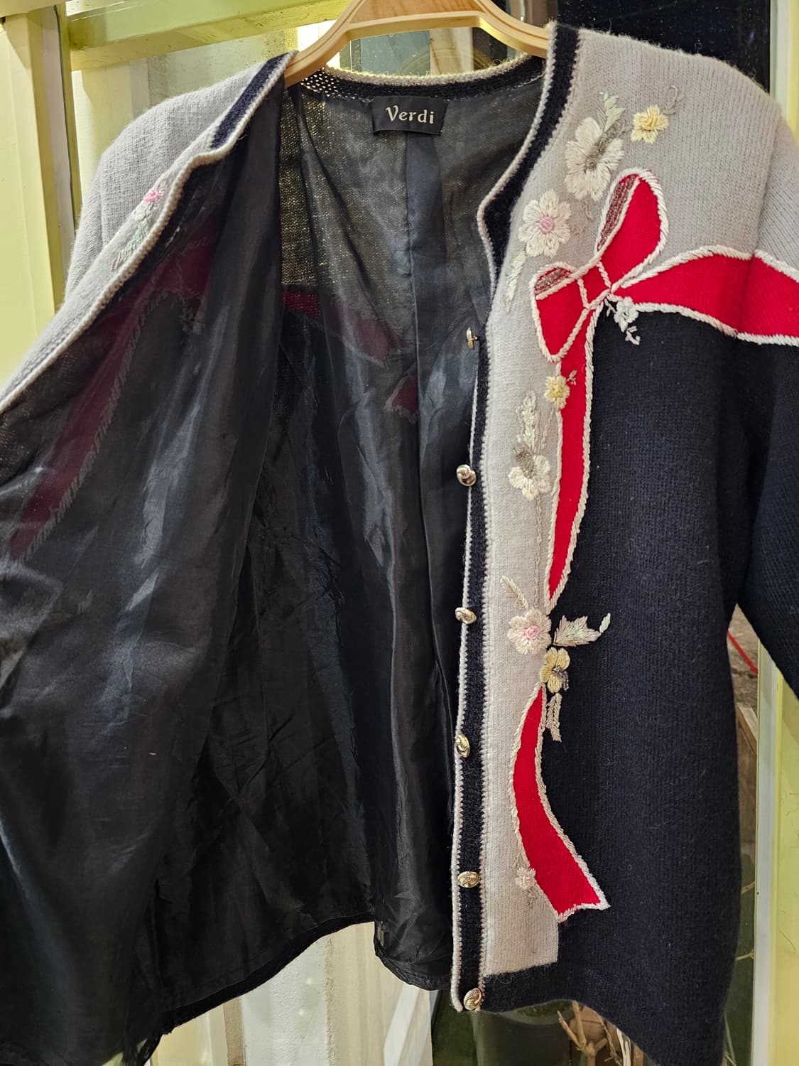 Verdi 유럽 리본 자수 울 가디건 상품이미지9