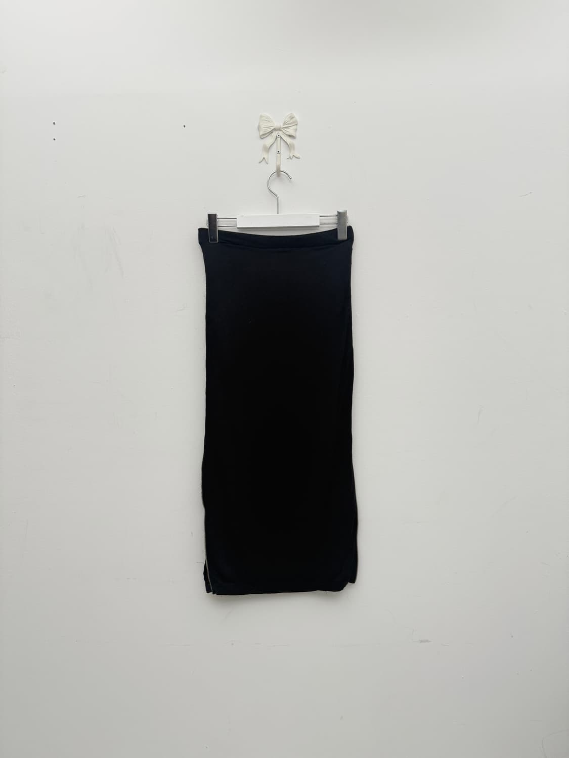 사이드 지퍼 디테일 블랙 롱 스커트 상품이미지7