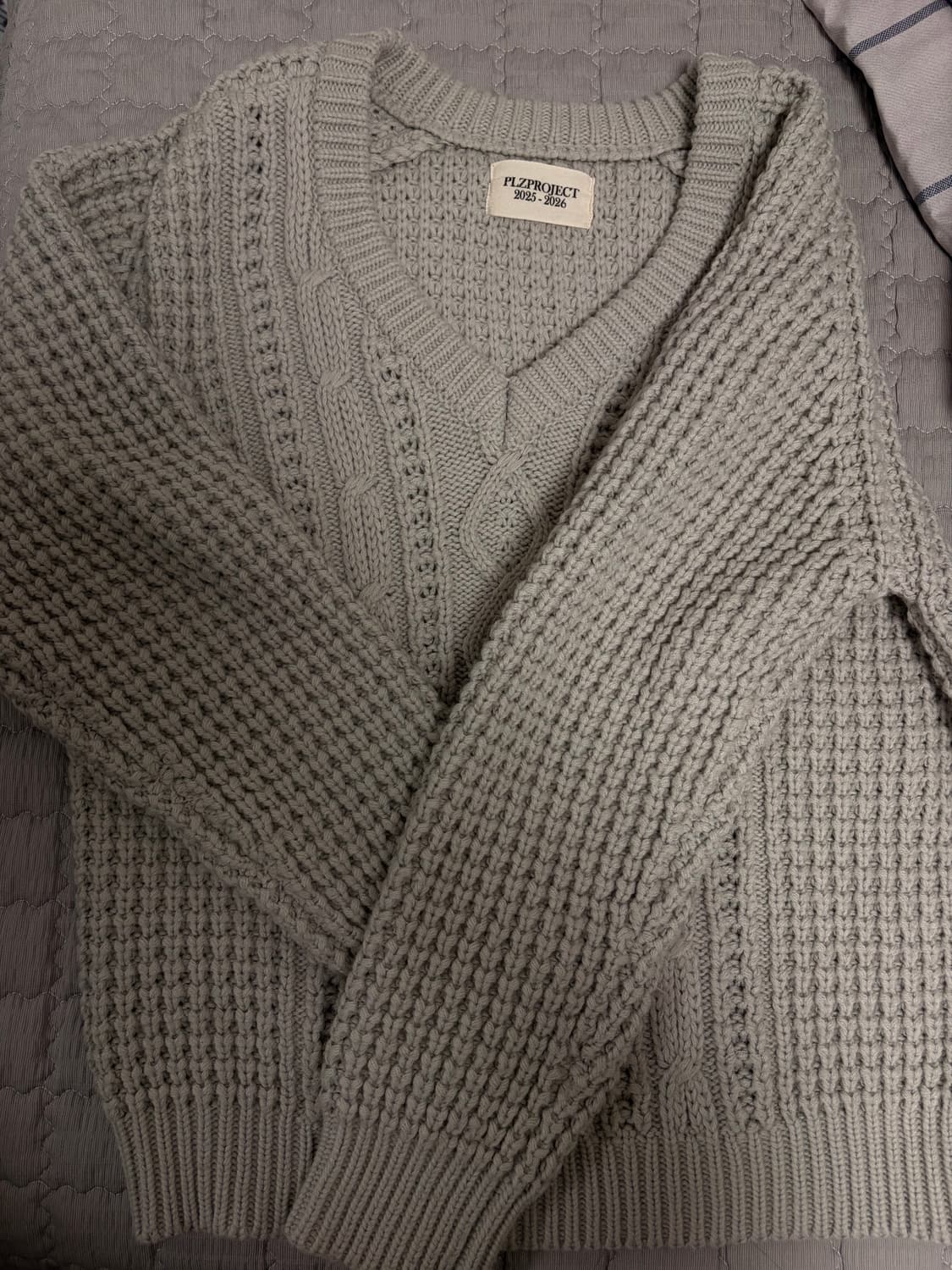 플리즈프로젝트 브이넥 니트 상품이미지5