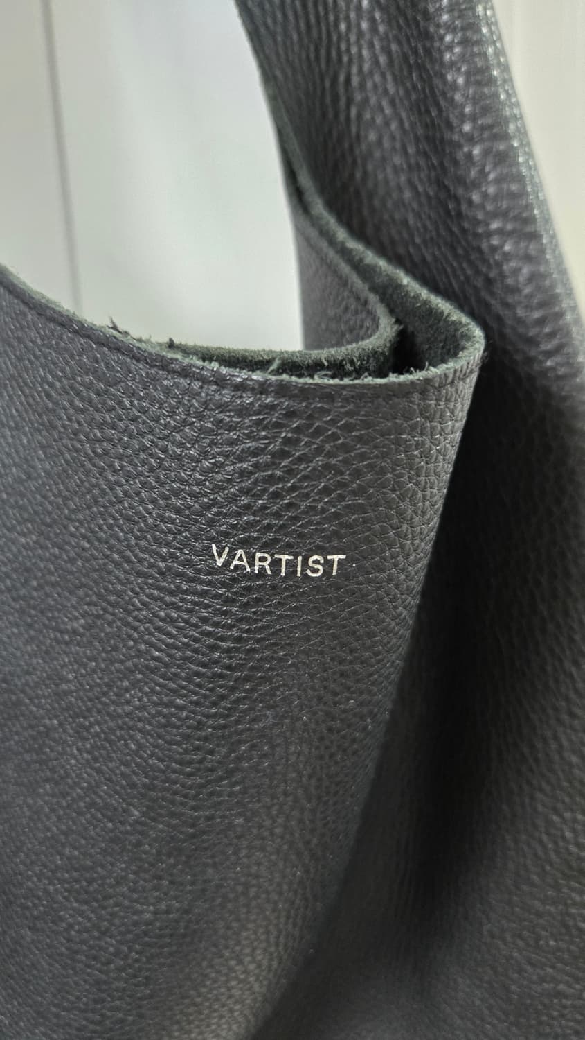 VARTIST 바티스트 첼시백 블랙 상품이미지1