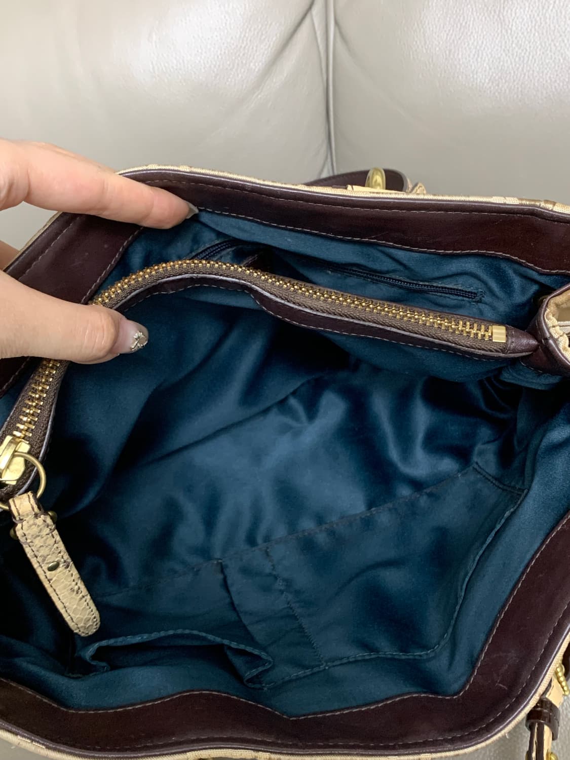 코치 시그니처 뱀피 숄더백 y2k 상품이미지7