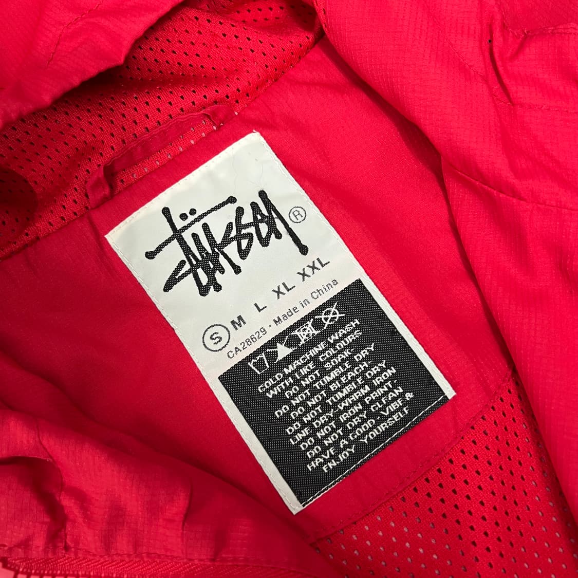 스투시 월드투어 후드 바람막이 자켓 레드 상품이미지5