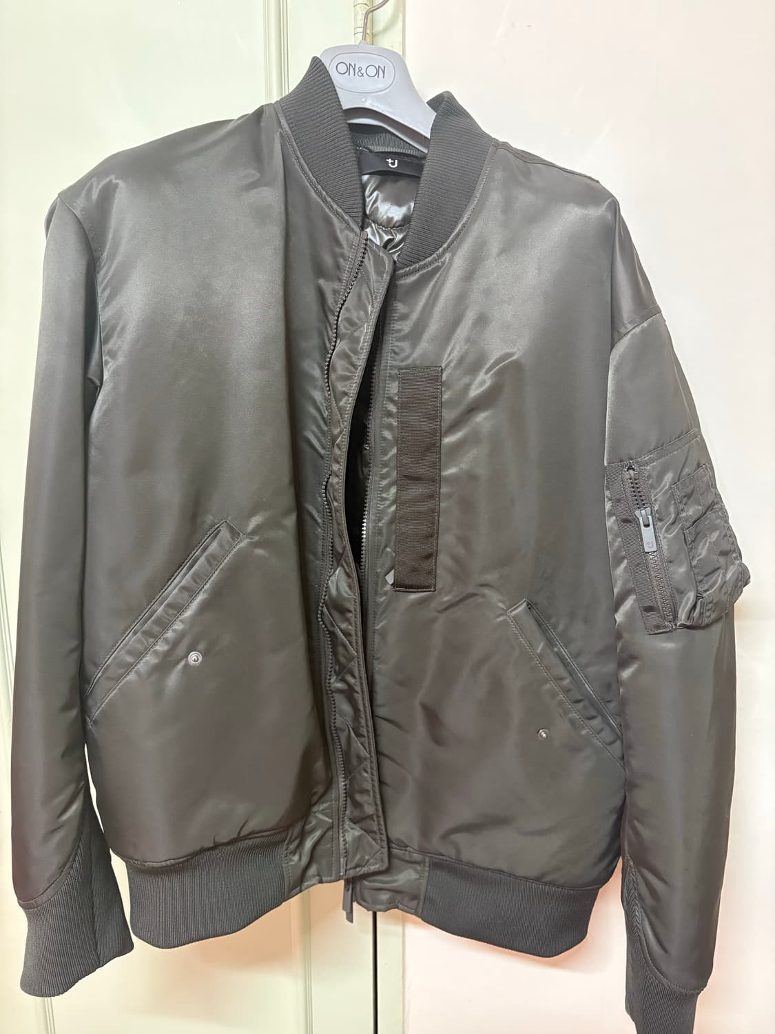 유니클로 질샌더 ma-1 상품이미지3