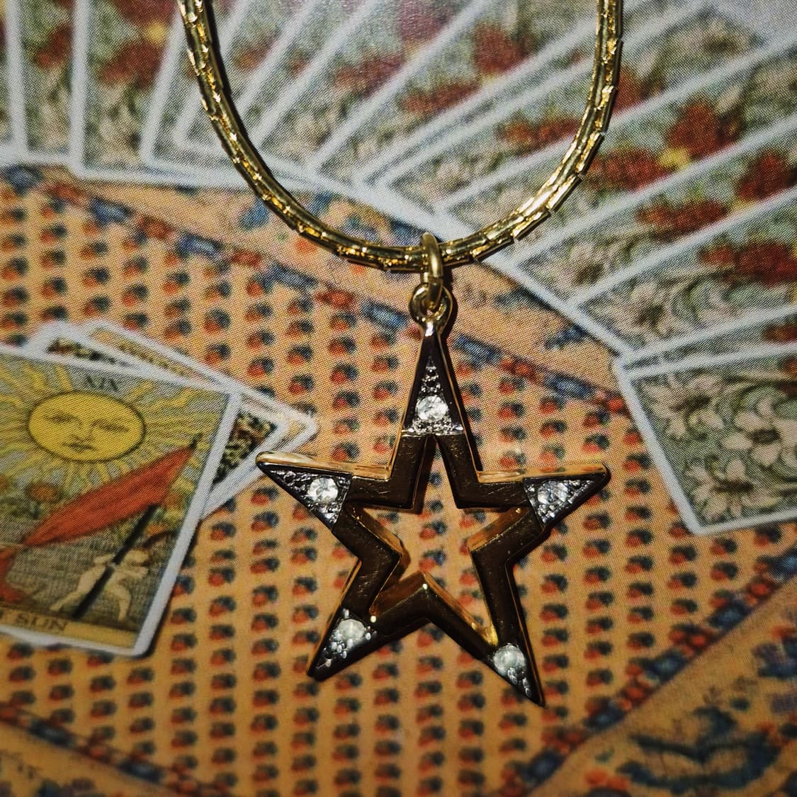 79s 프랑스 지방시 레어 스타 골드 목걸이 상품이미지6