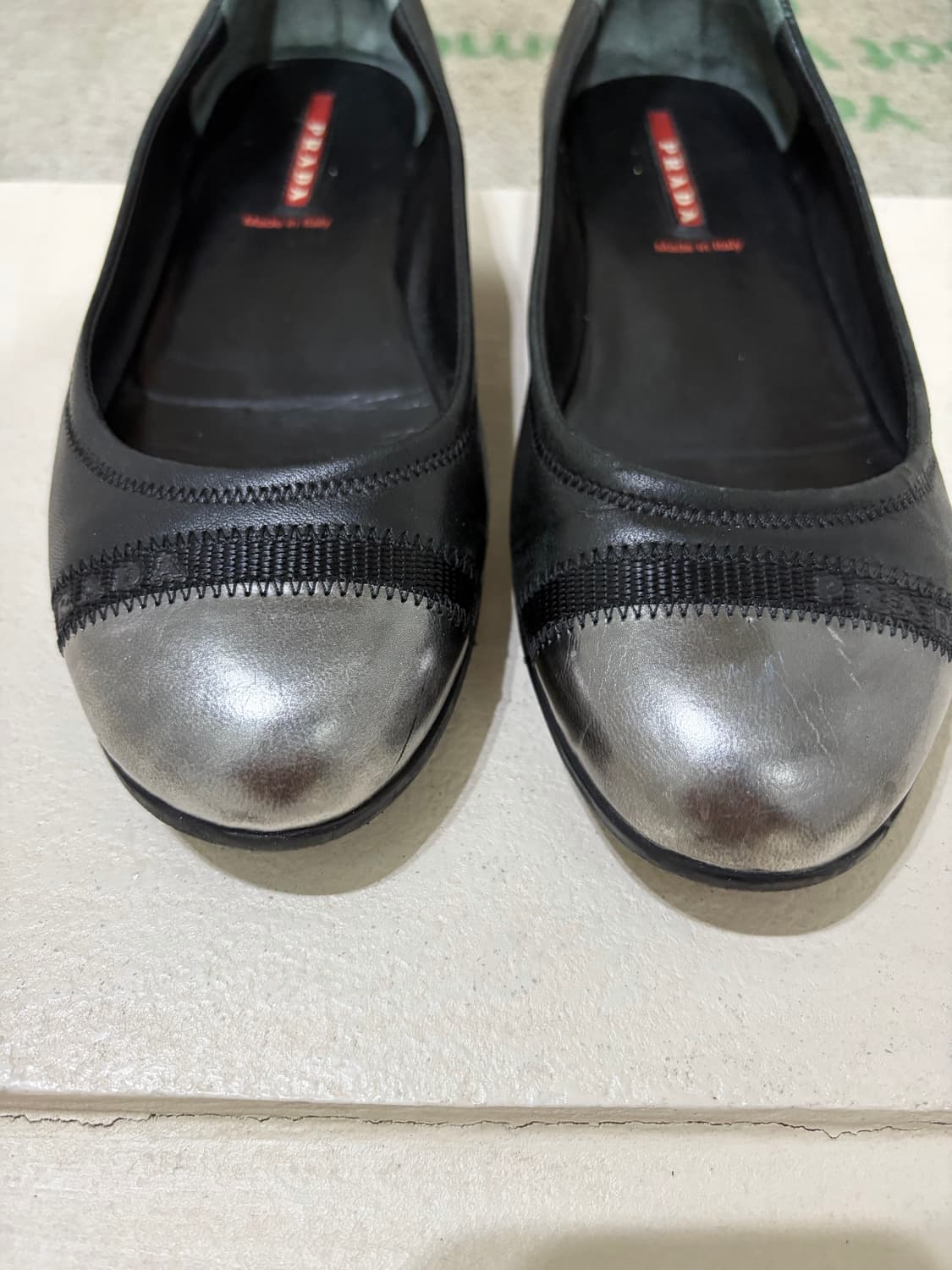 Prada 프라다 빈티지 플랫슈즈 상품이미지1