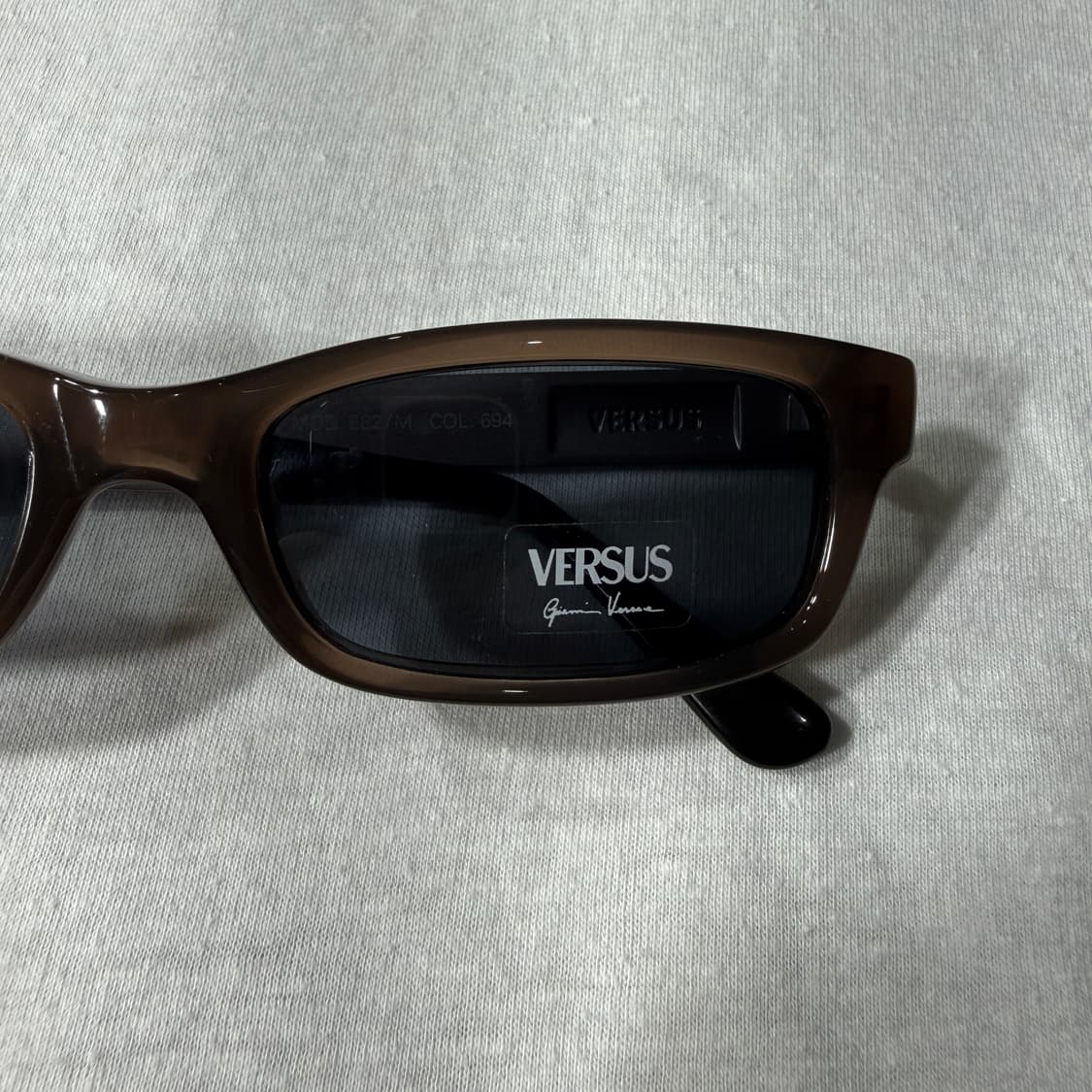 VERSUS made in italy 선글라스 상품이미지3