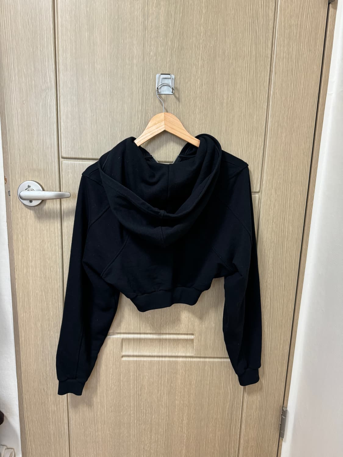 Alo 알로 크롭 후드집업 상품이미지3