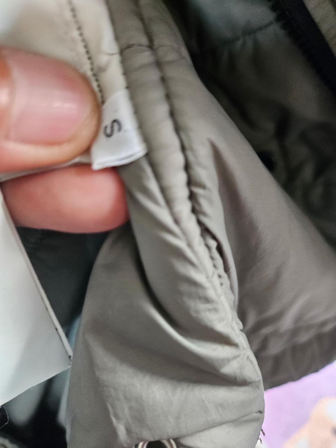 스톤아일랜드 나슬란 패딩 올리브그린 s 상품이미지6