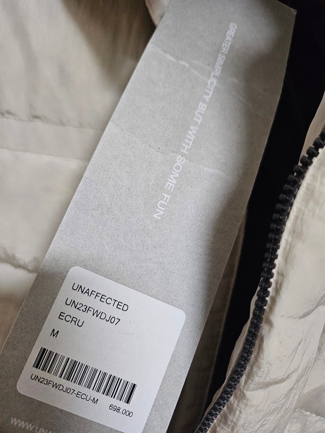 언어펙티드 패딩 새상품 (M) 상품이미지4