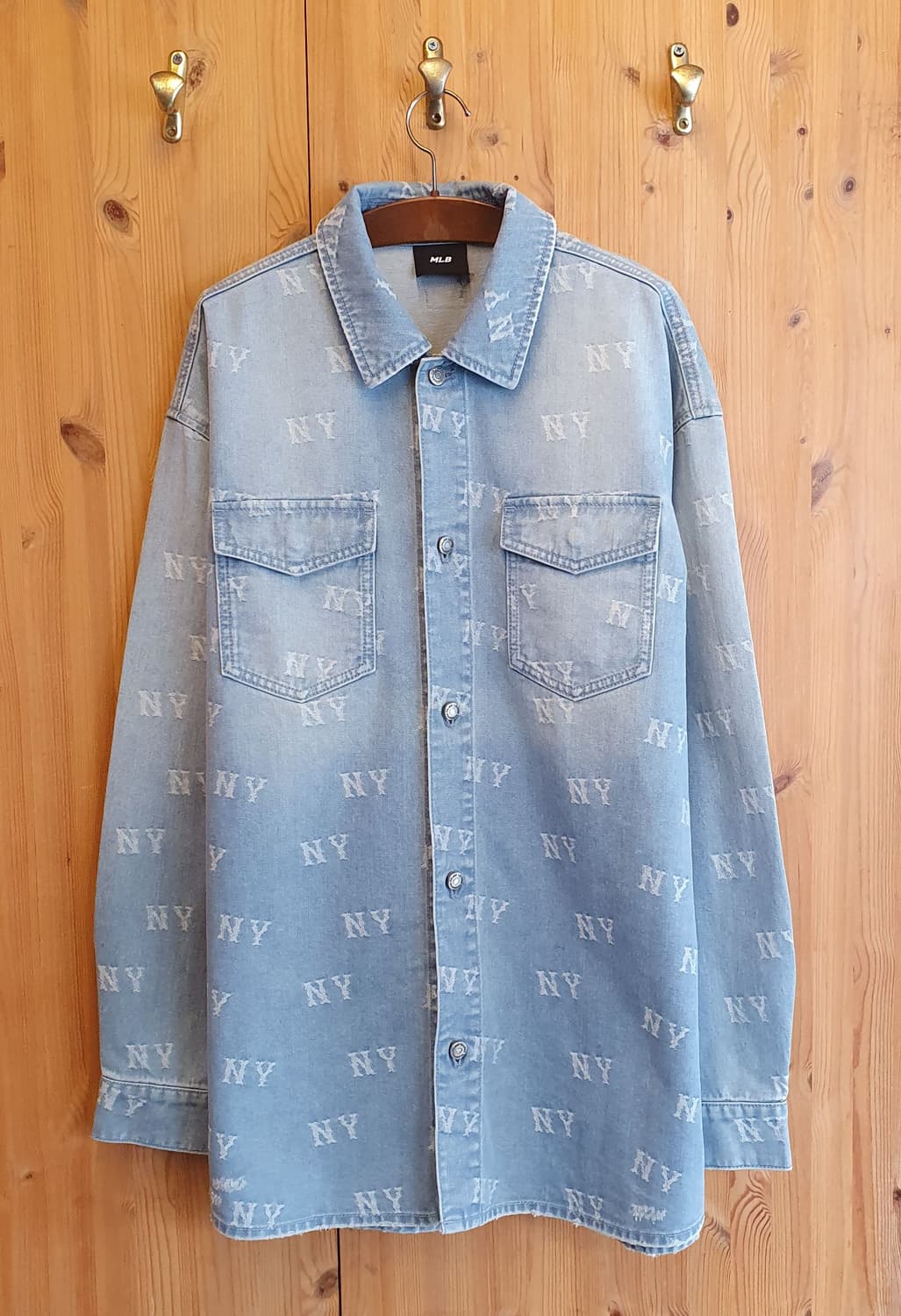 (새상품)110.MLB 모노그램 데님셔츠 상품이미지2