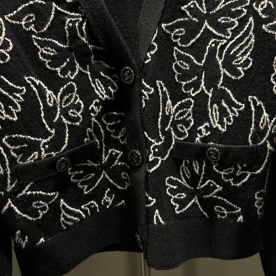 샤넬 플로럴 버드 캐시미어 가디건 상품이미지3