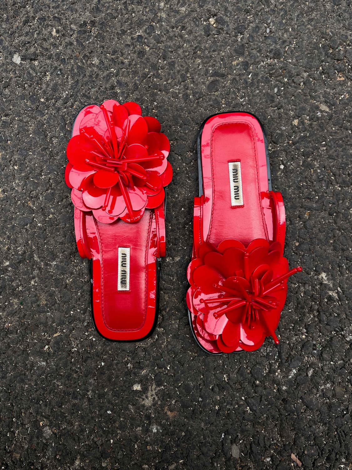 미우미우 플라워 타비 샌들 상품이미지1