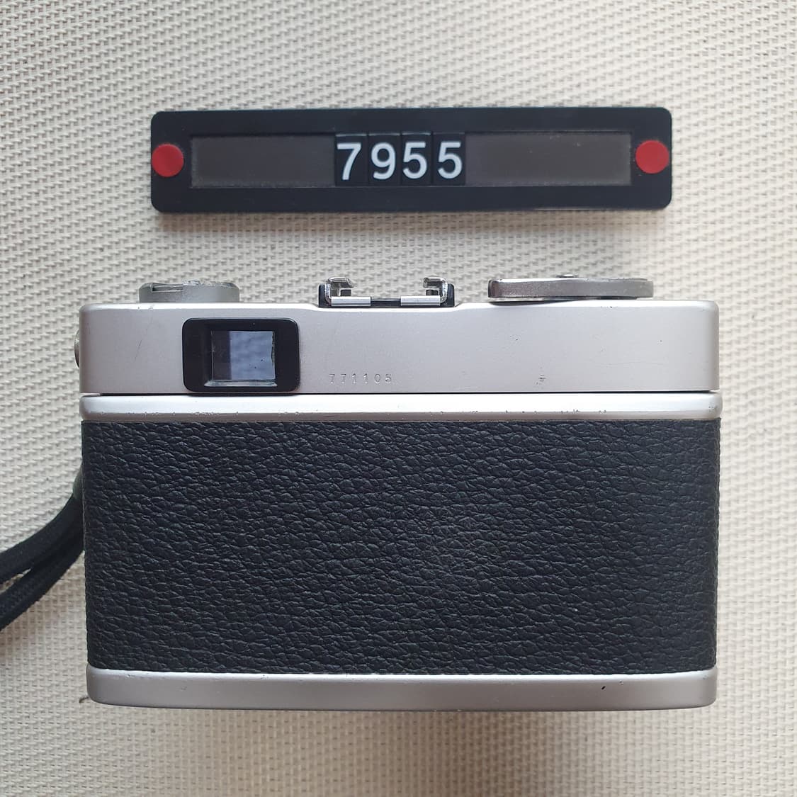 코니카 C 35 플래시매틱 필름카메라 실버바디 상품이미지3