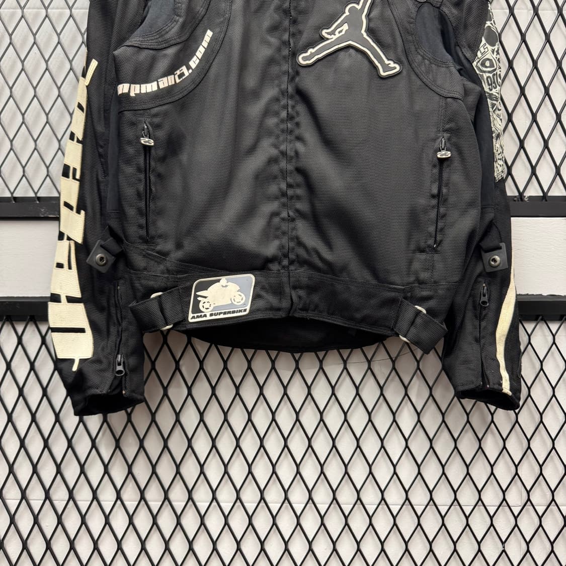 00s 조던 모터스포츠 레이싱 자켓 패치워크 디테일 블랙 상품이미지4