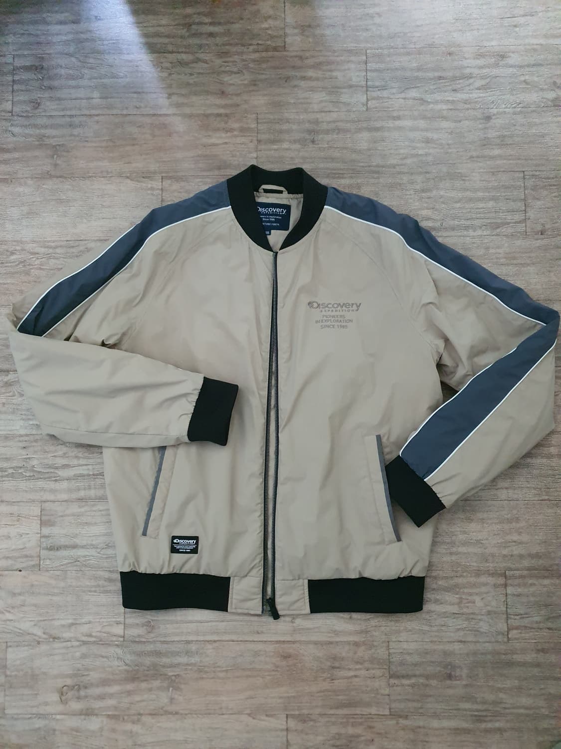 디스커버리 경량패딩 블루종 상품이미지1