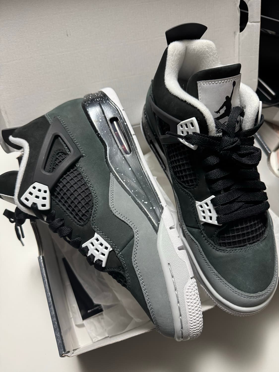 조던 4 레트로 피어 2024 상품이미지2