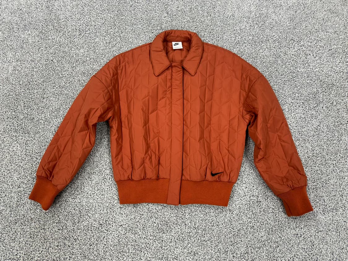 나이키 에센셜 퀼팅 우븐자켓 상품이미지1