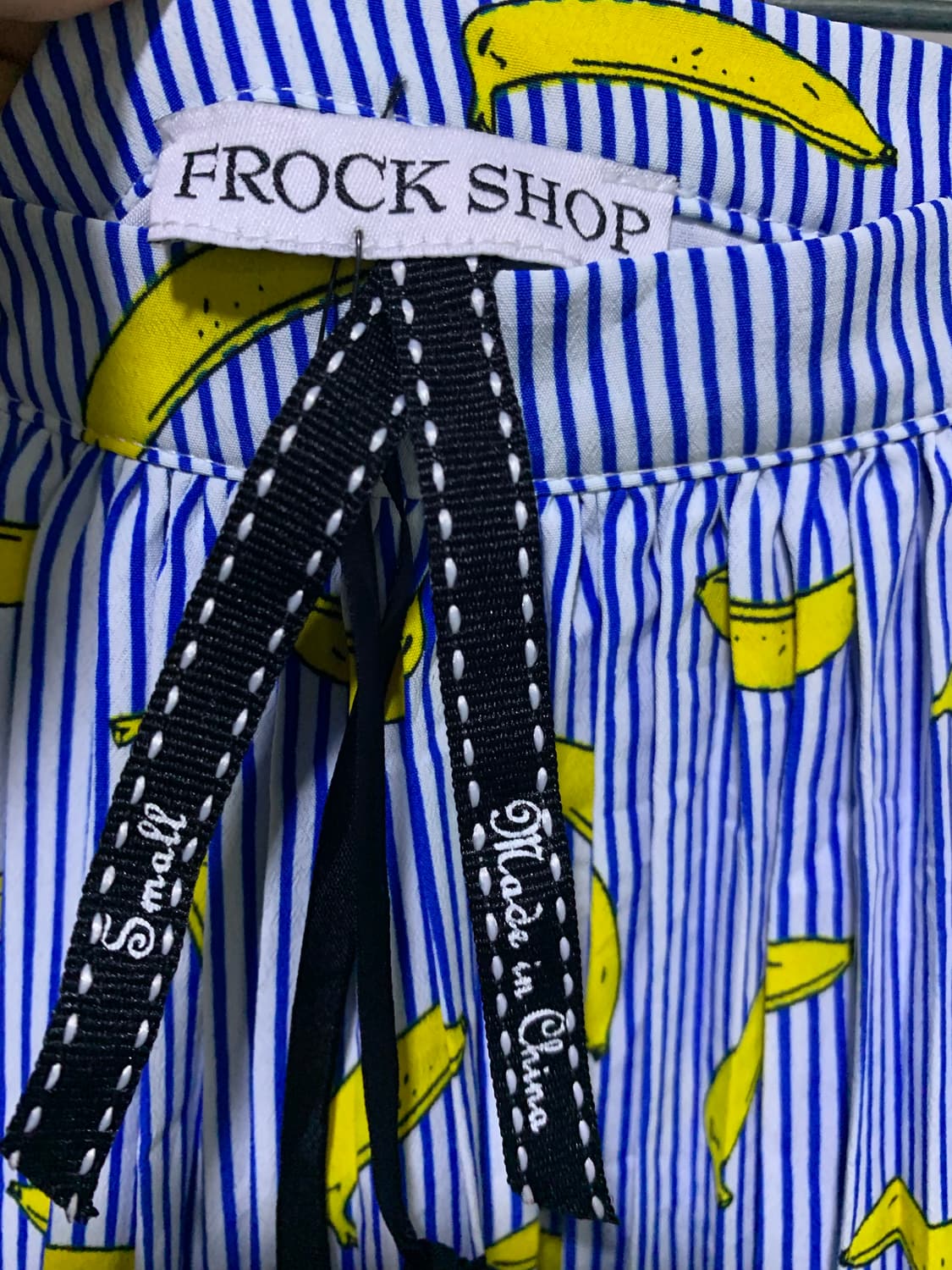 바나나스트라입 미디스커트 상품이미지2