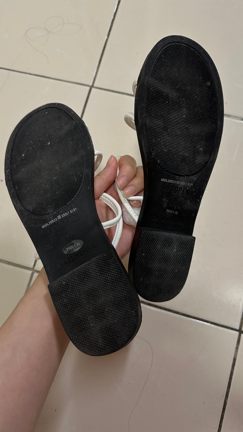 (새상품)슈펜 벨벳슬링백구두245-250 상품이미지2