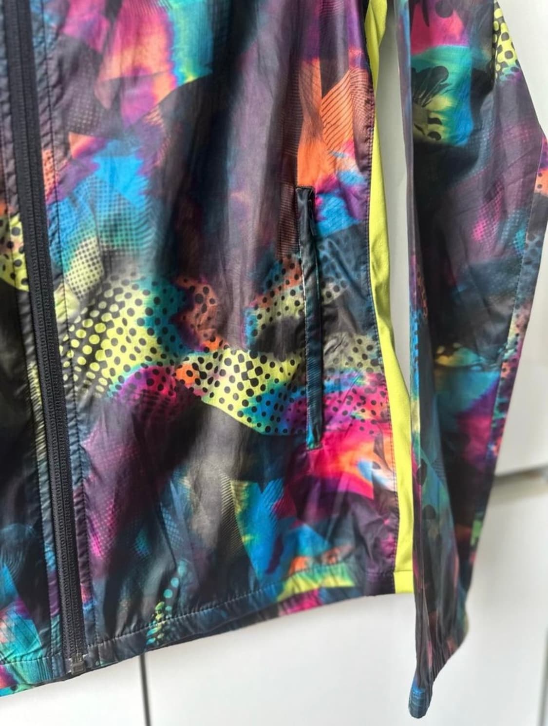 아디다스 멀티 패턴 바람막이 상품이미지2