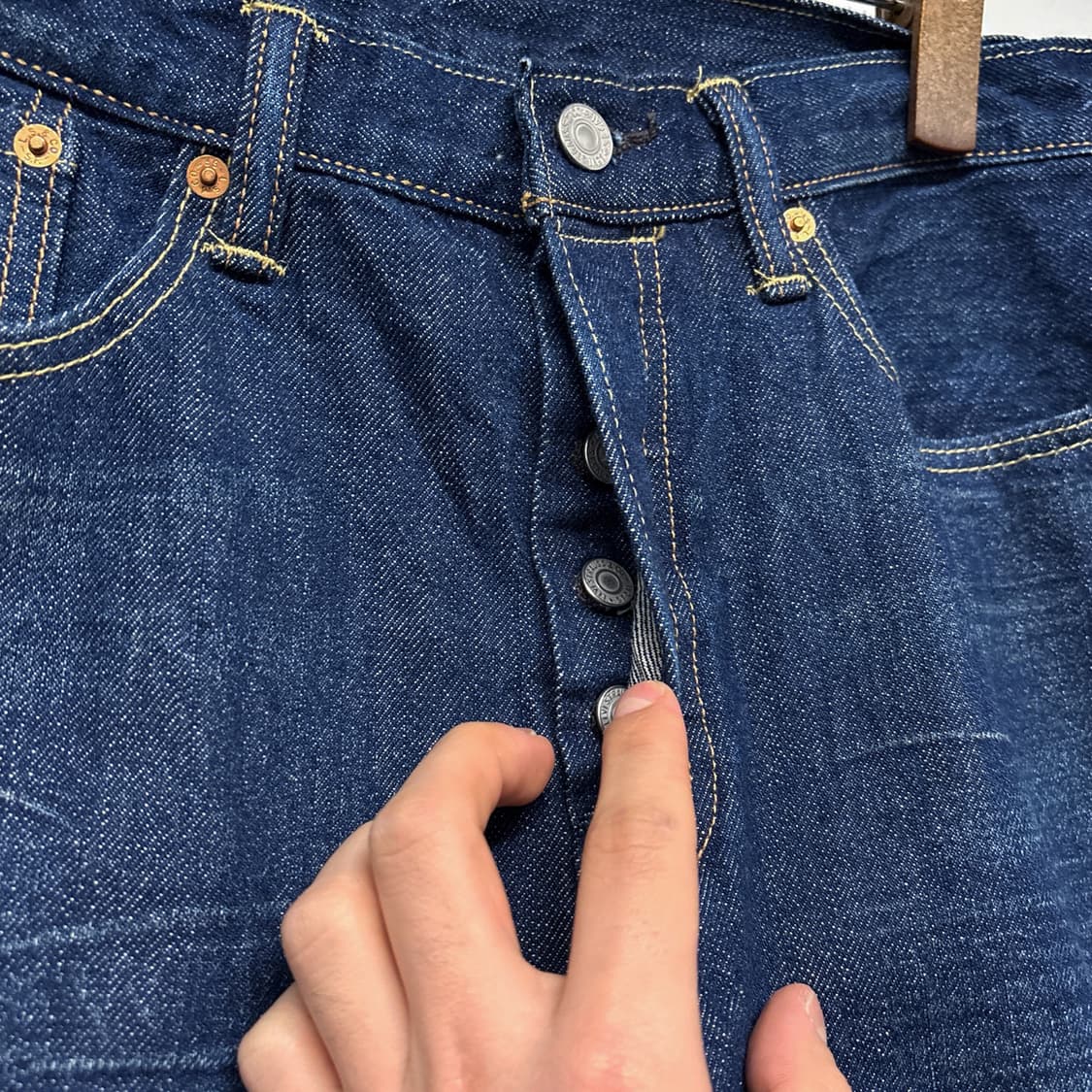 리바이스 501S 슬림핏 빈티지페이딩 데님팬츠 버튼플라이 N995   상품이미지5