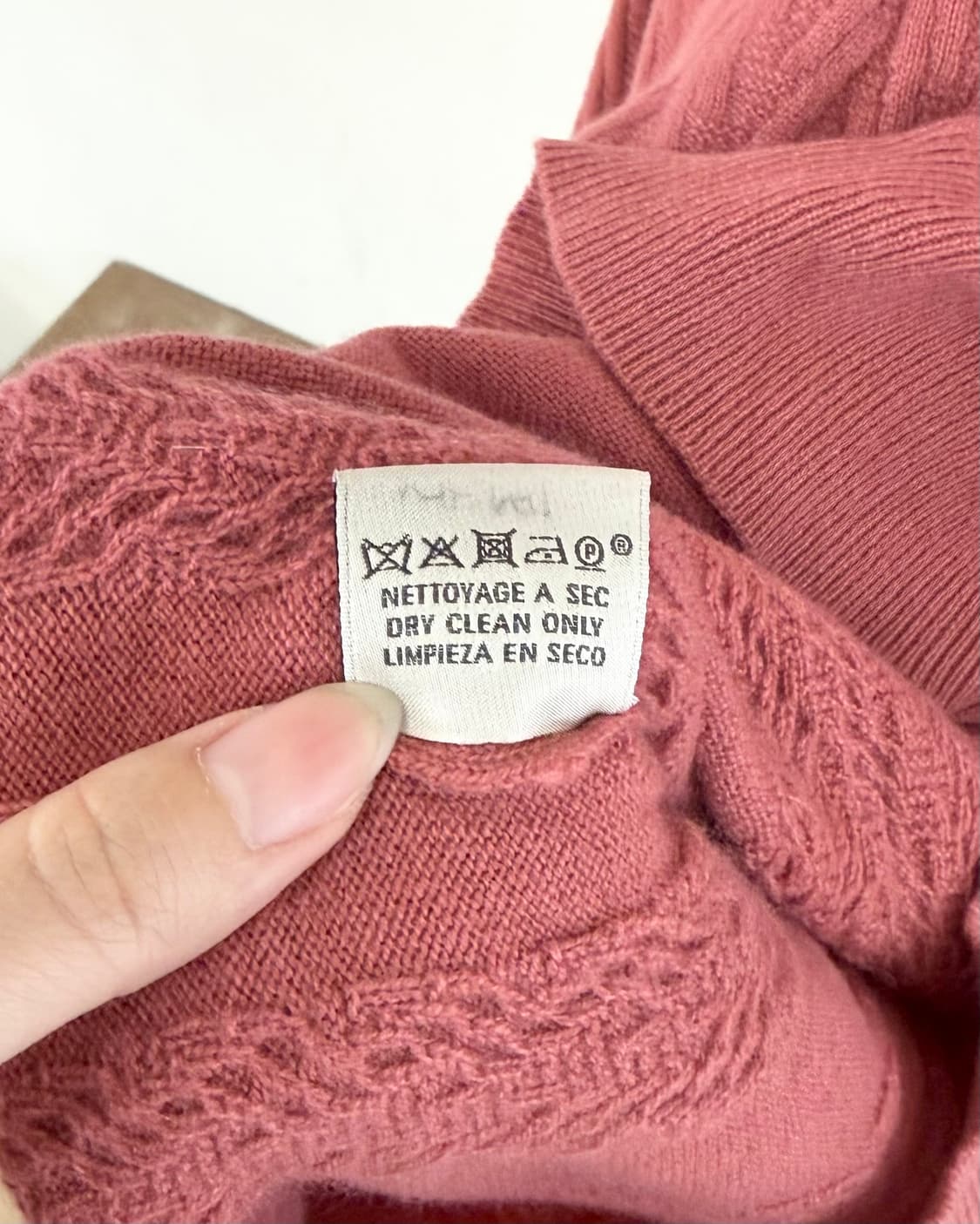 에르메스 핑크 케시미어 목 넥 스웨터 상품이미지9