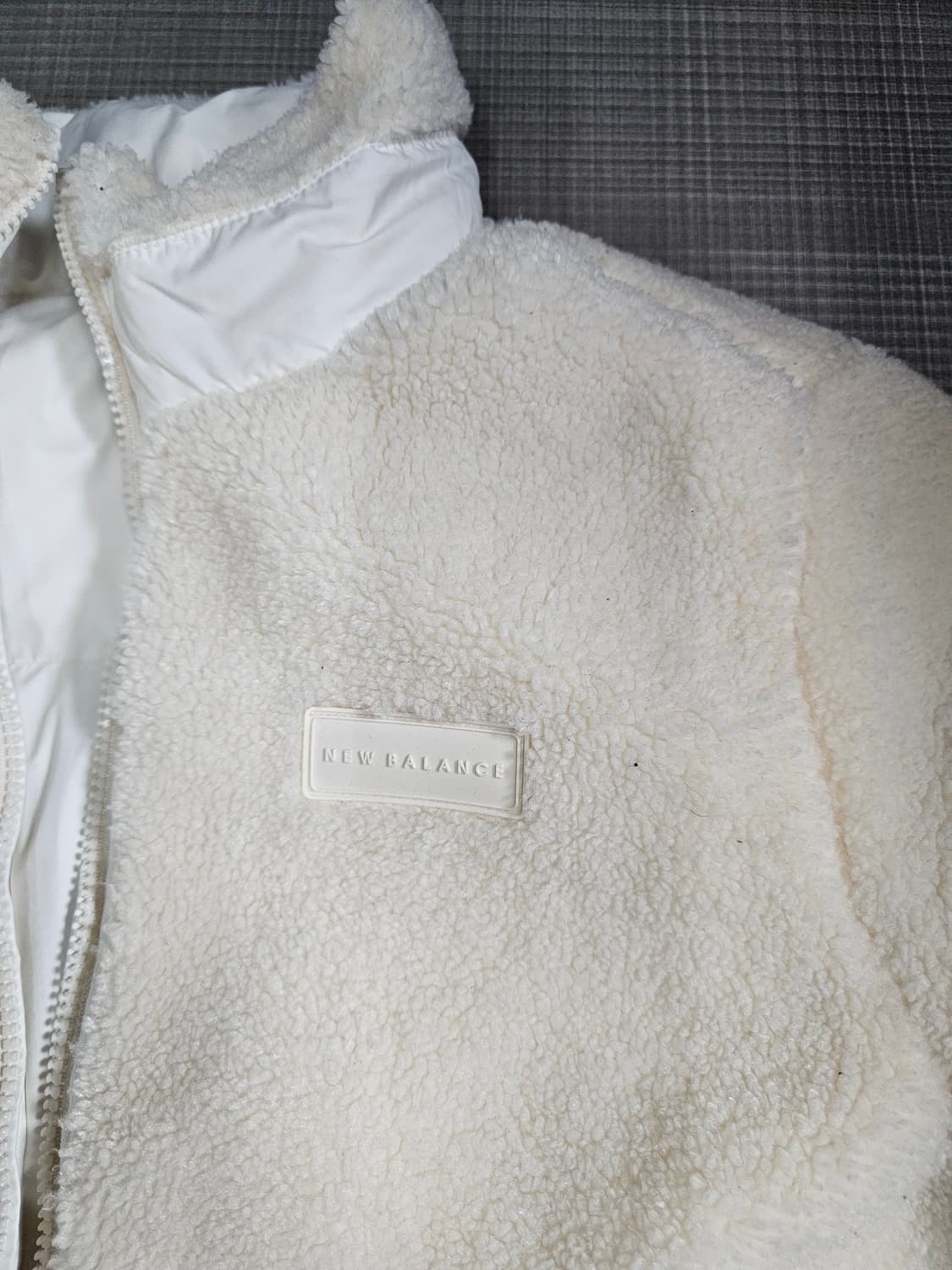 뉴발란스 양면 후리스 구스다운  상품이미지10