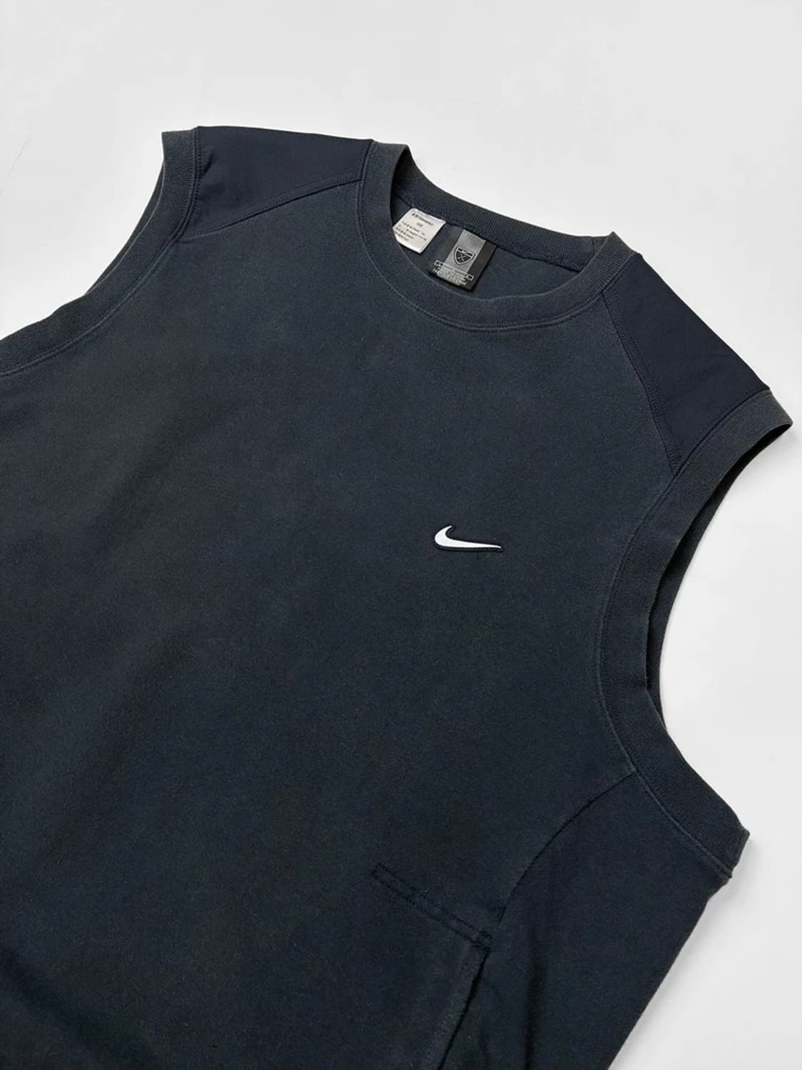 나이키 00's Y2K 스우시 스웻 베스트 PN5541    상품이미지2