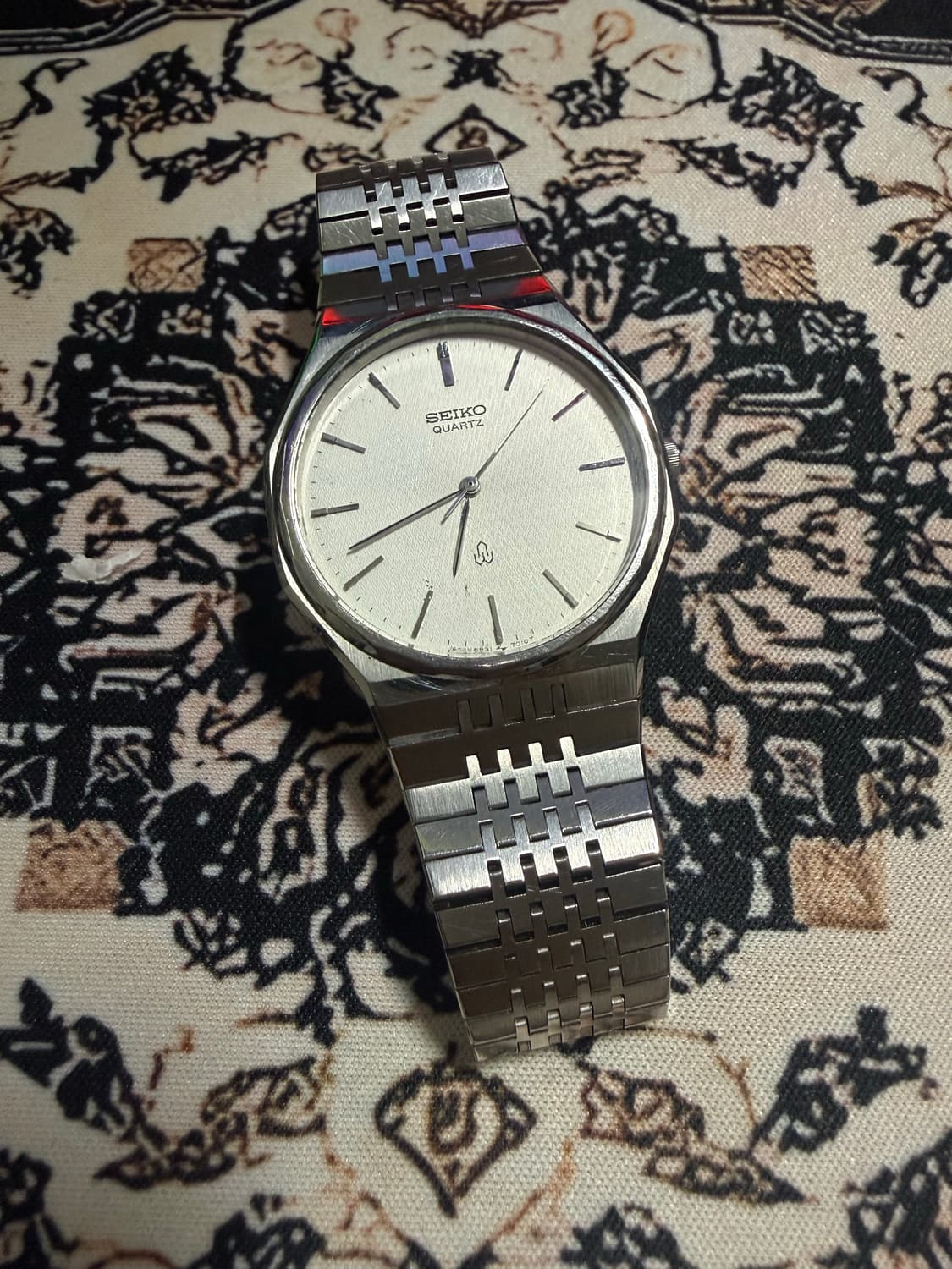 SEIKO 빈티지 쿼츠 시계 상품이미지1