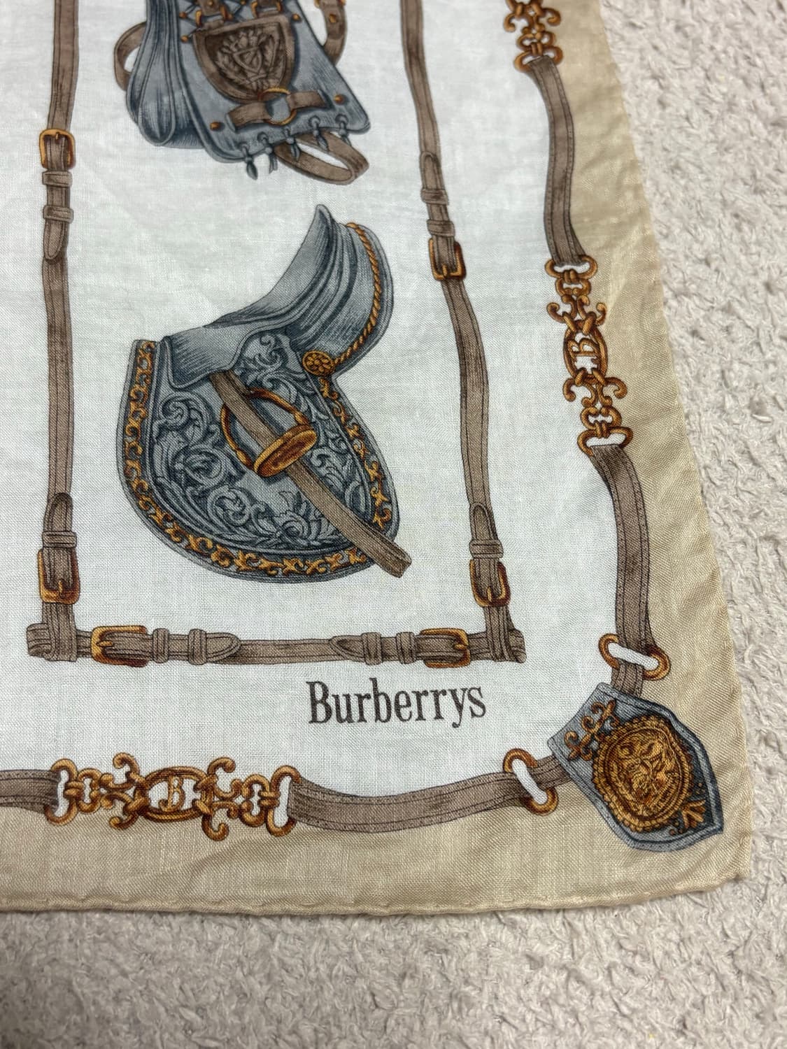 버버리(Burberrys) 마구 모티브 쁘띠 스카프 상품이미지2