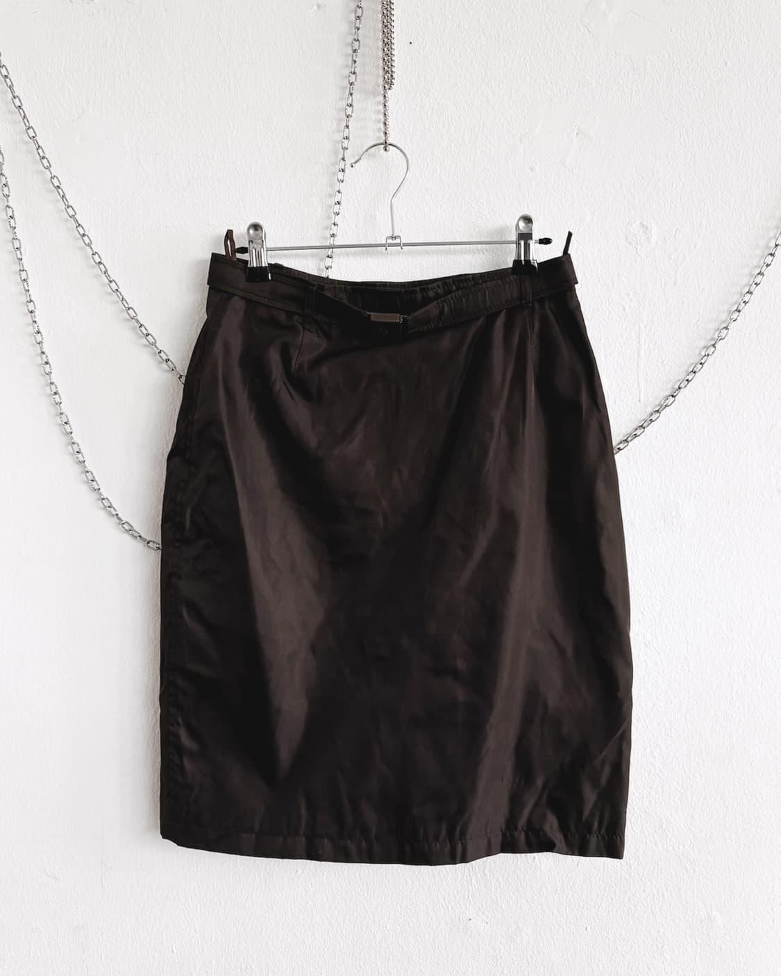 프라다 프론트버클 나일론 스커트 상품이미지3