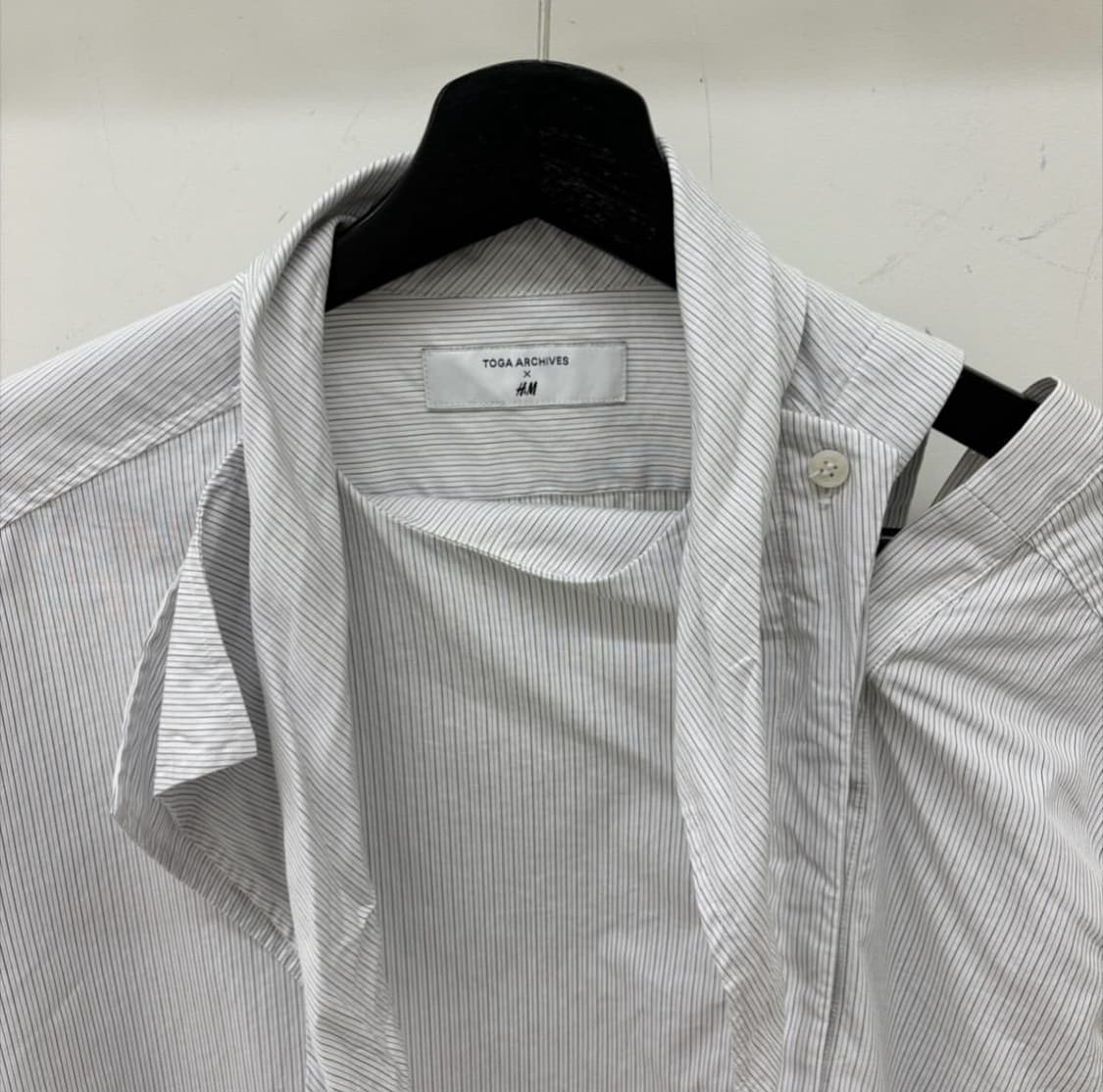 토가 x H&M 스카프 셔츠 상품이미지5