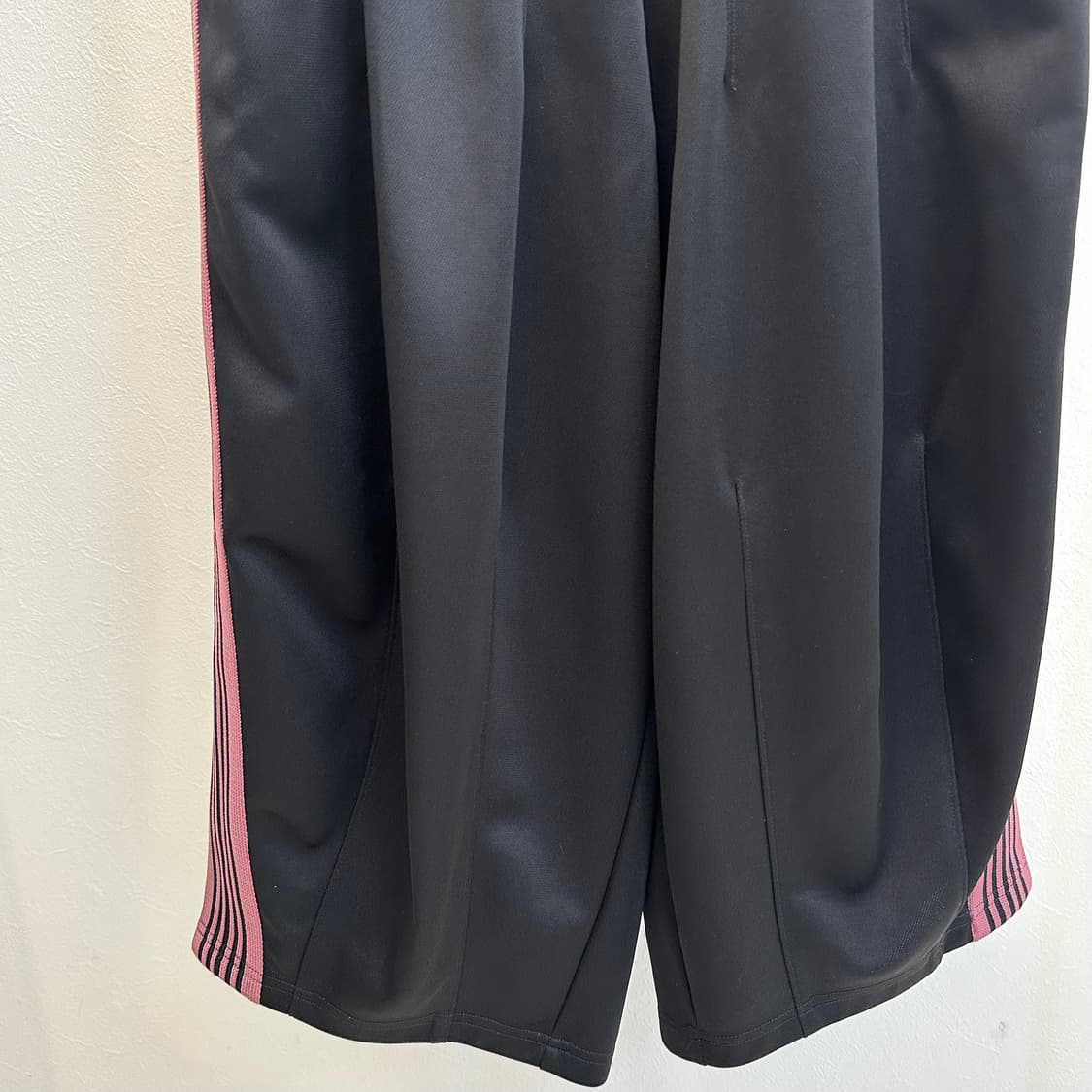 니들스 트랙팬츠 hd  상품이미지3