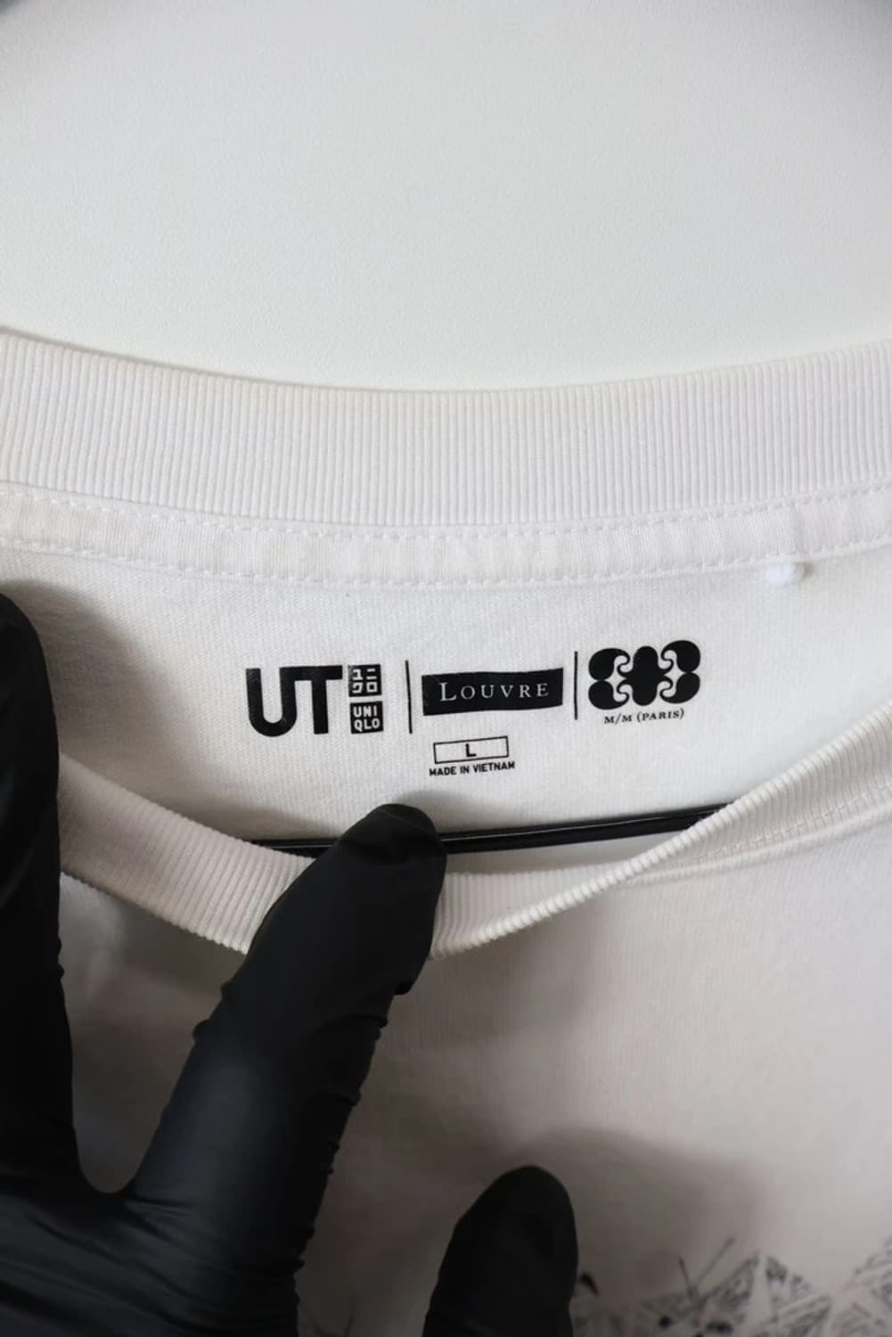 UNIQLO UT Louvre M/M Paris Tee 상품이미지6